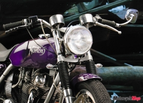 Motorcycle-Mojo_01_Commando